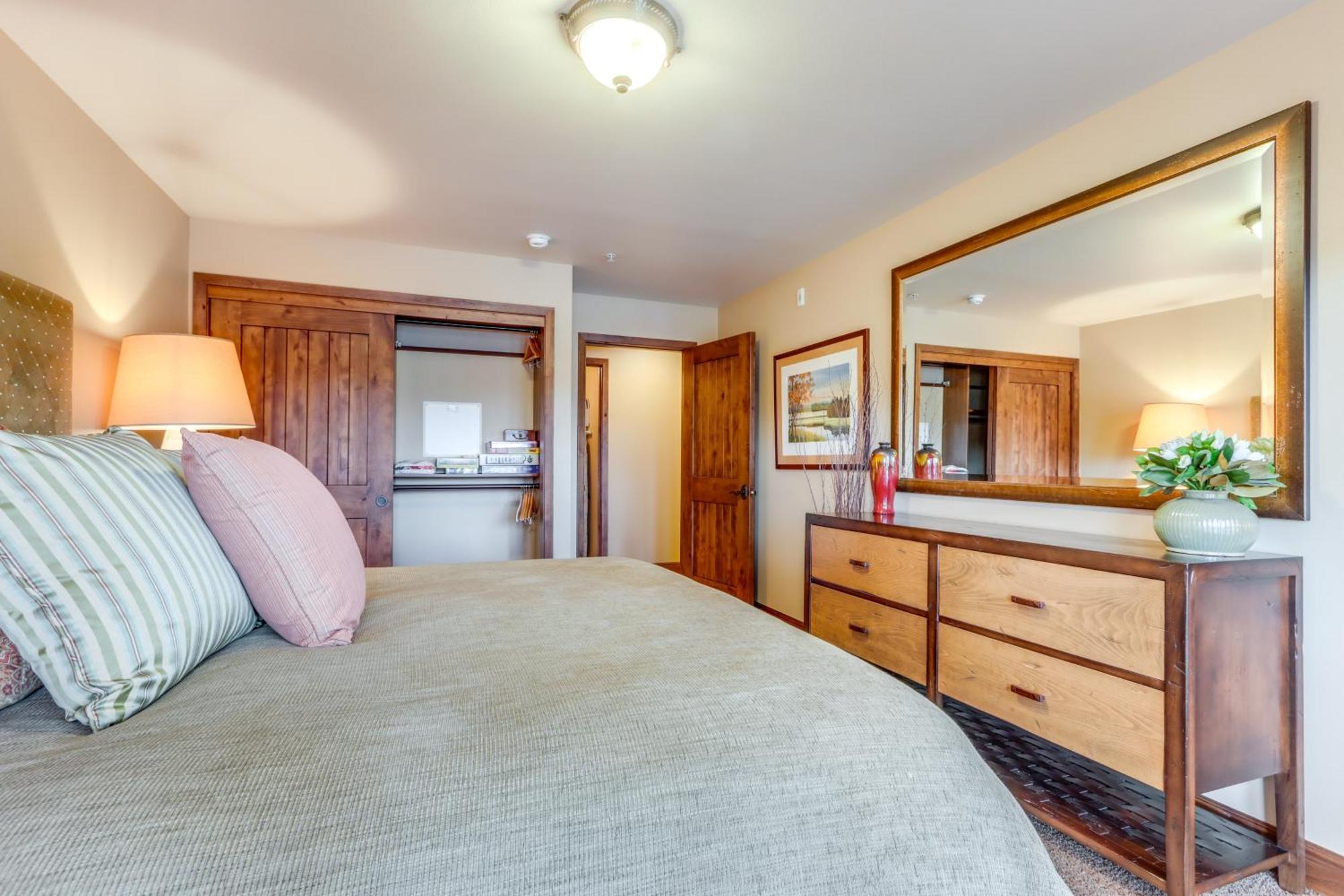 Stunning Getaway In The Heart Of Downtown Mccall Exterior photo